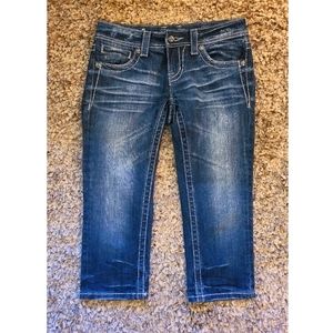 Miss Me Cropped Capris Size 26